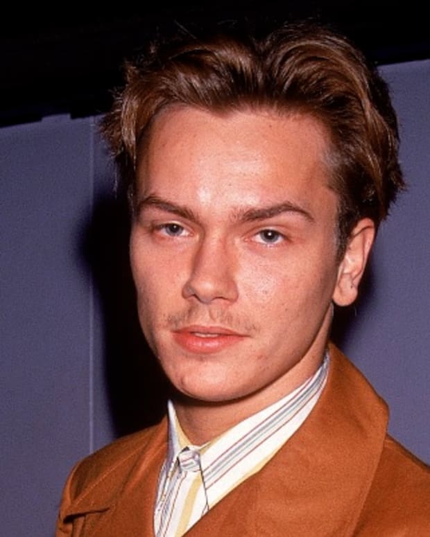 River-Phoenix-372698-1-402